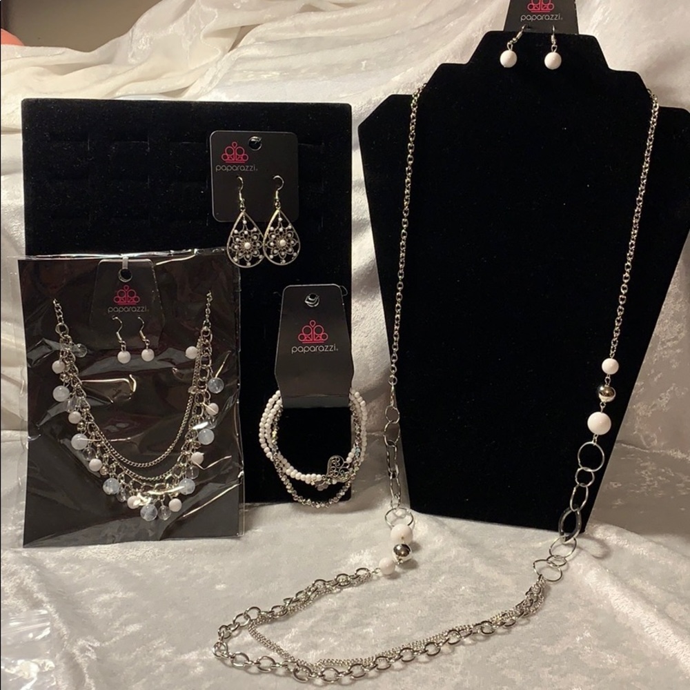 White 4 pc set